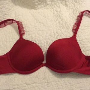 Ambrielle Red 36A bra